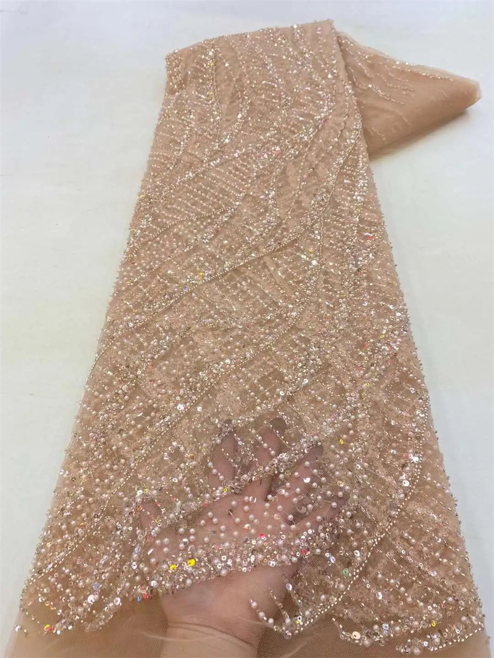 African Sequins Beaded Groom L - Glitter Tablecloth avaliação e preço